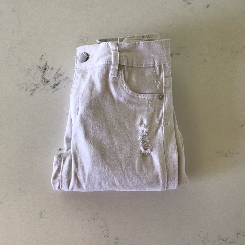 White skinny ripped jeans!